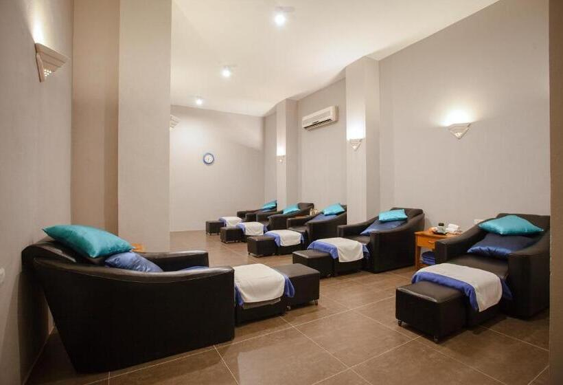 هتل Vresort Kim Boi Hoa Binh