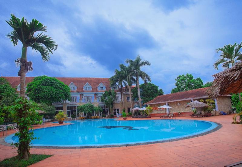 هتل Vresort Kim Boi Hoa Binh