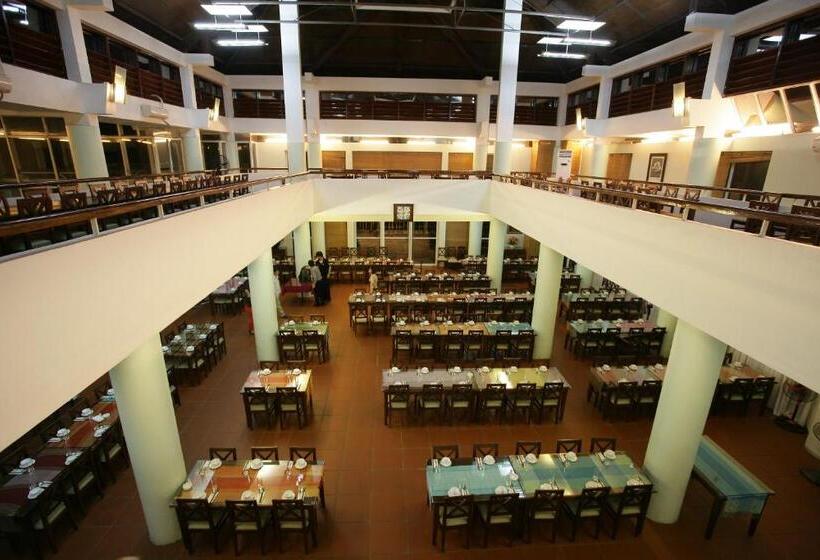 هتل Vresort Kim Boi Hoa Binh