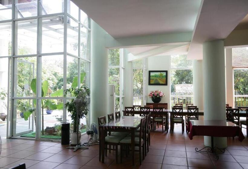 هتل Vresort Kim Boi Hoa Binh