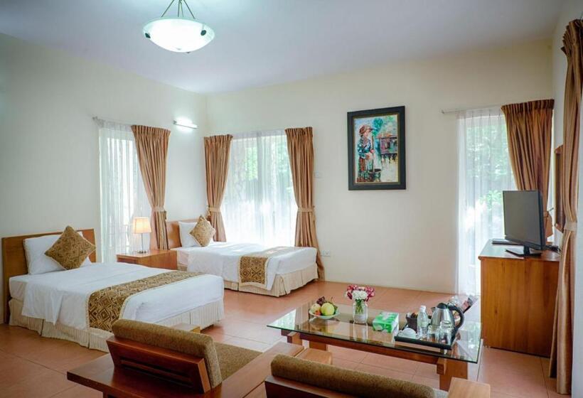 هتل Vresort Kim Boi Hoa Binh