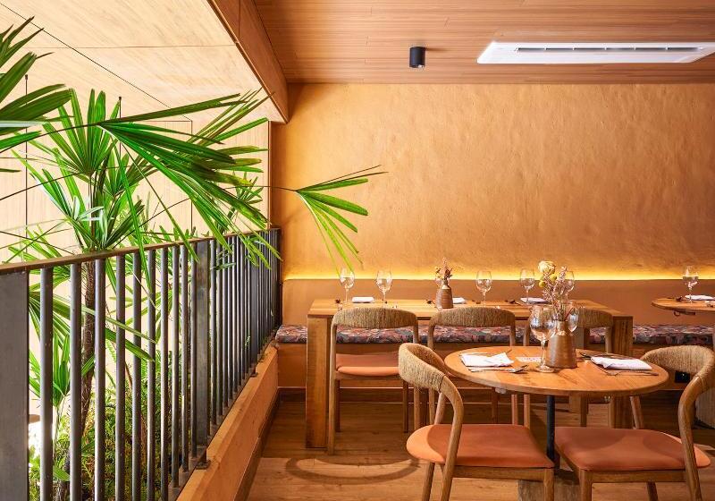 호텔 Wellcomm Spa &