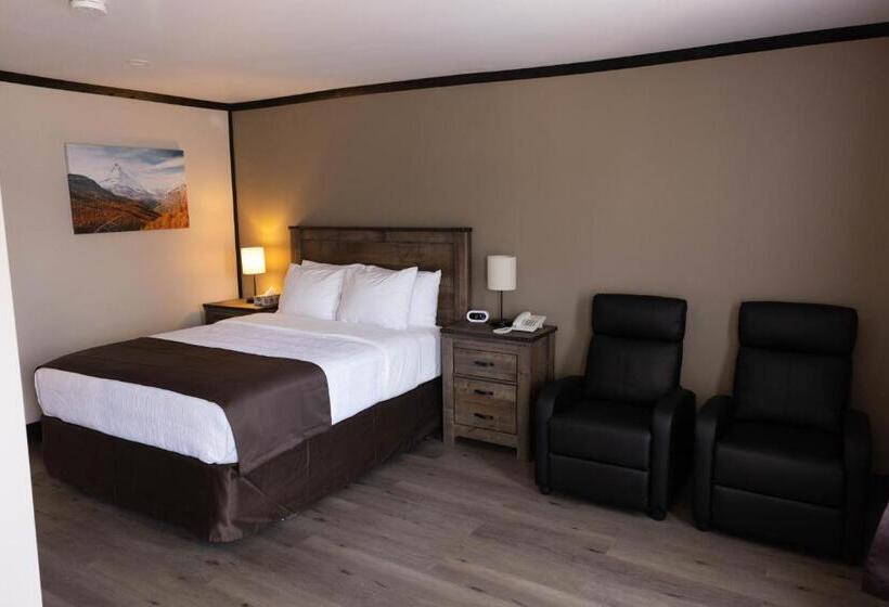 Motel 7 Inn & Suites