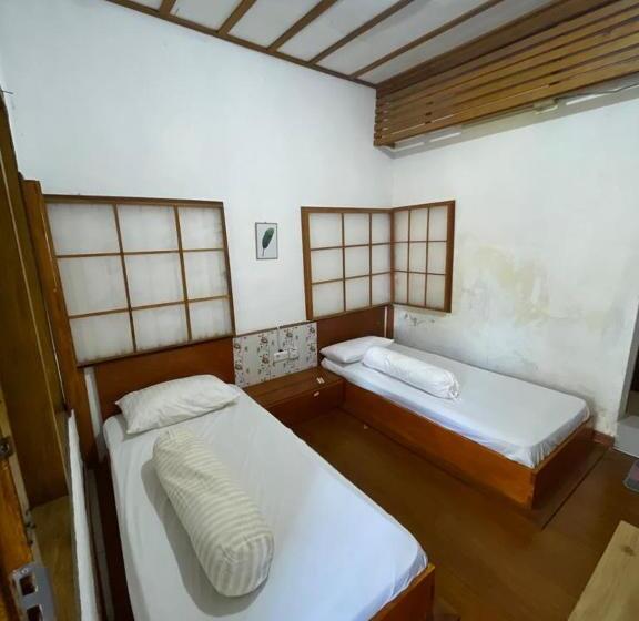Nua Indah Hotel & Resto Wakatobi