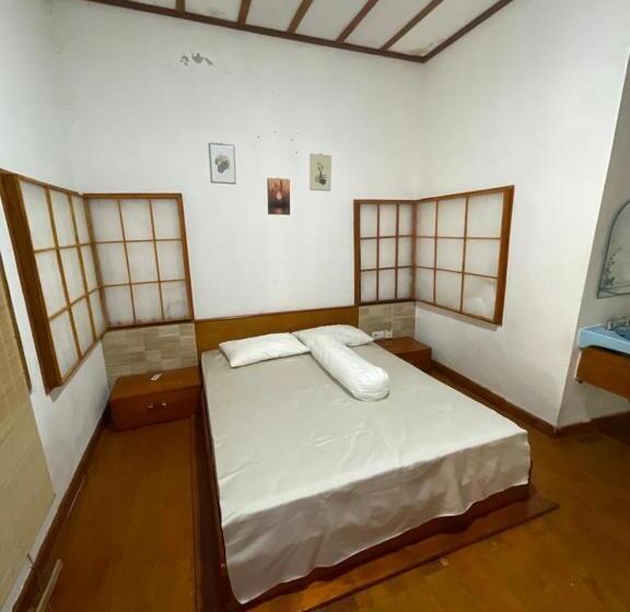 Nua Indah Hotel & Resto Wakatobi