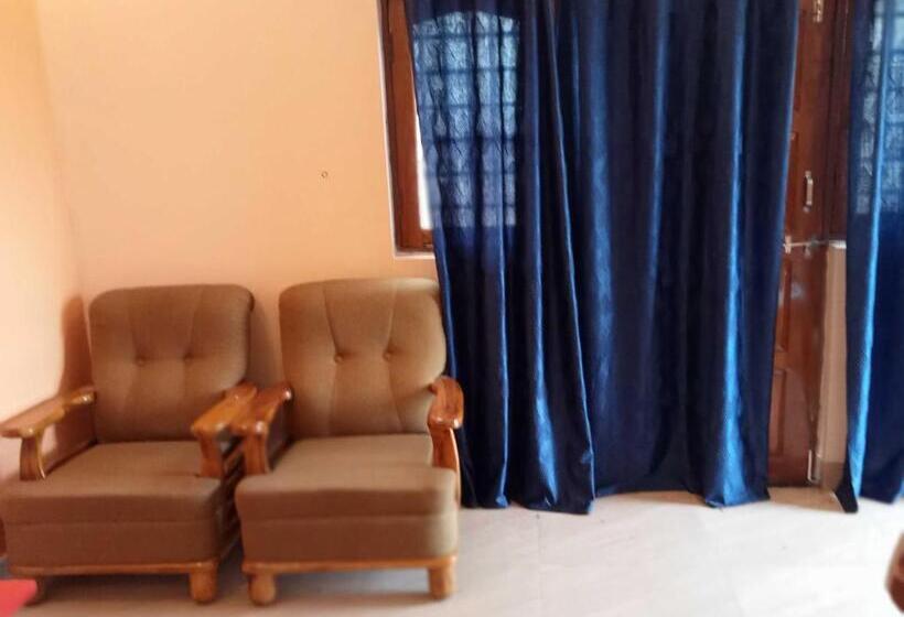 Oyo Bumbum Hotel And Restaurant