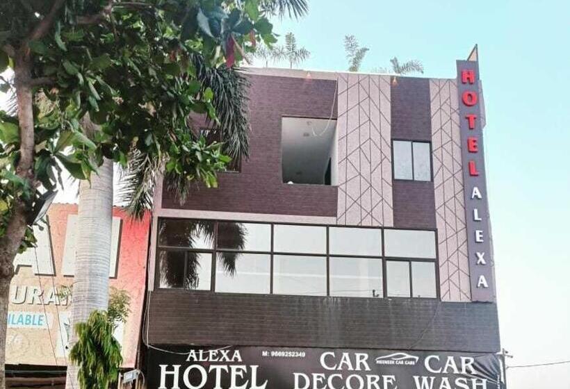 Oyo Flagship 70131 Hotel Alexa