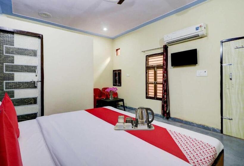 Oyo Flagship 81042 Hotel Royal Inn