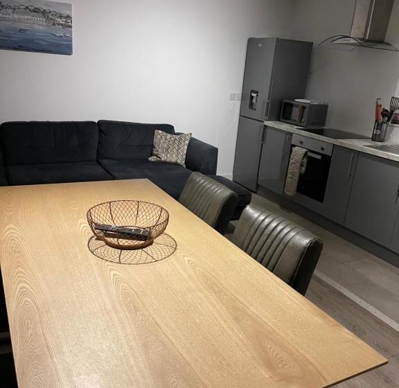 פנסיון Apple Barn Guest House