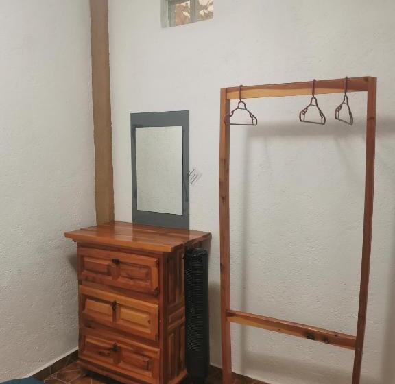 פנסיון Casa Momotus