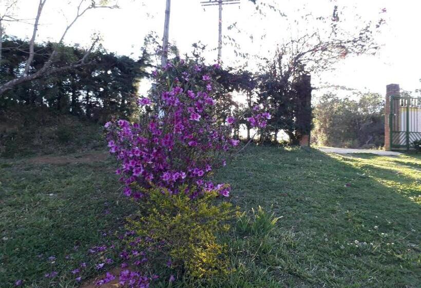 פנסיון Chale Canto Dos Pássaros 2 Fica 3 Kilometros Antes De Monte Verde Mg