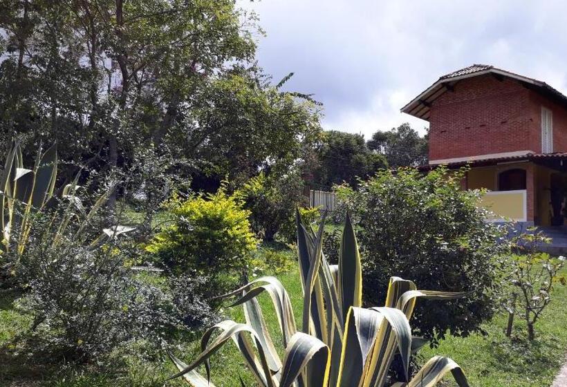 פנסיון Chale Canto Dos Pássaros 2 Fica 3 Kilometros Antes De Monte Verde Mg