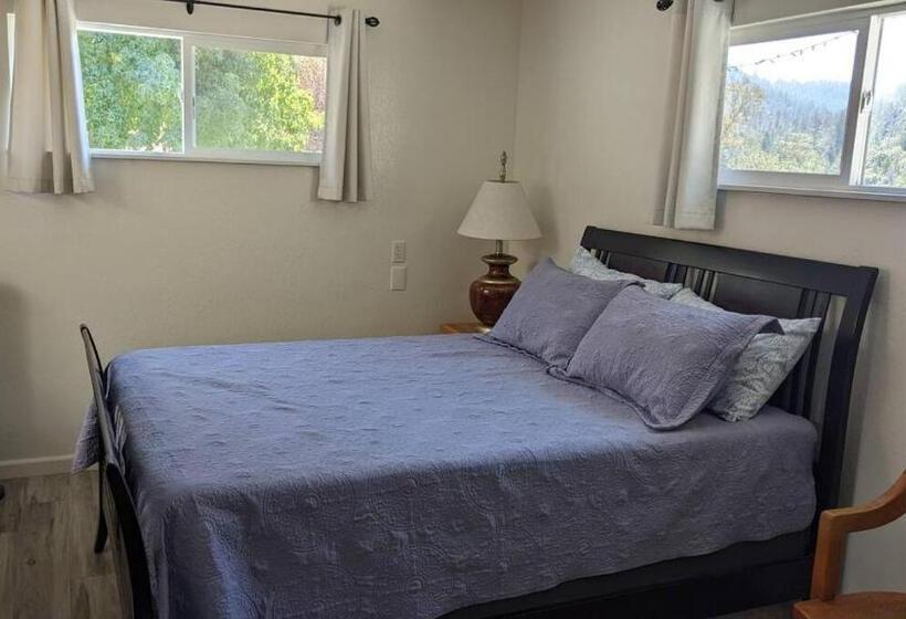 膳宿费 Chili Bar Casita