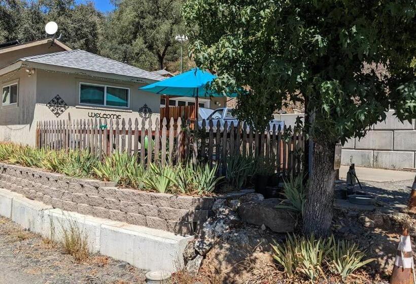 膳宿费 Chili Bar Casita