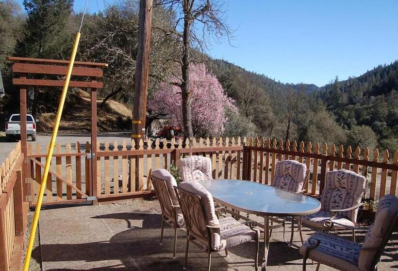 膳宿费 Chili Bar Casita