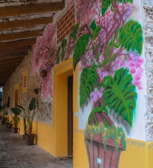 بنسيون El Abuelo