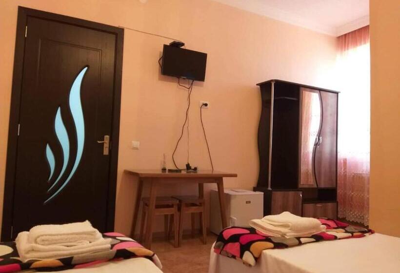 پانسیون Guest House Aisi