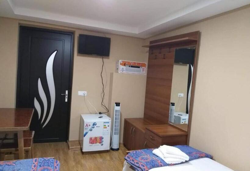 پانسیون Guest House Aisi