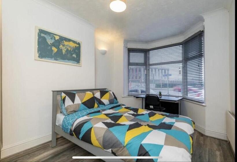 بنسيون Modern Guest House