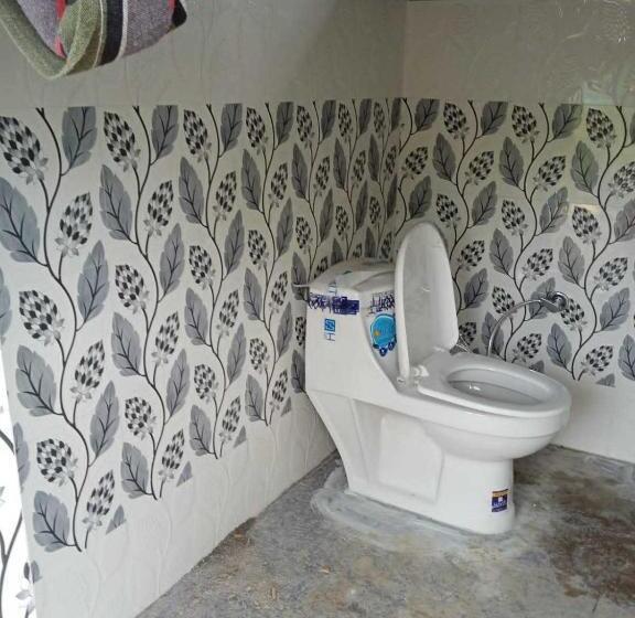 بنسيون Oyo Home Neeta Homestay