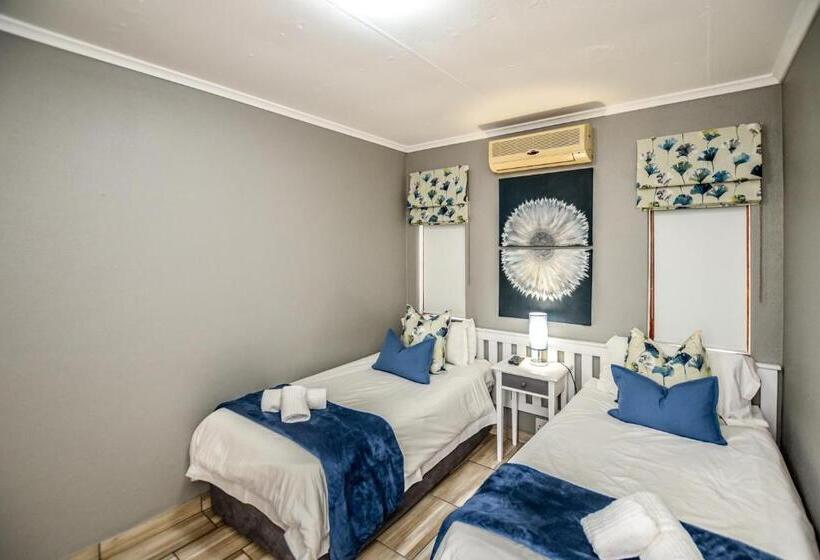 Пансион Penny S Place On Greenway