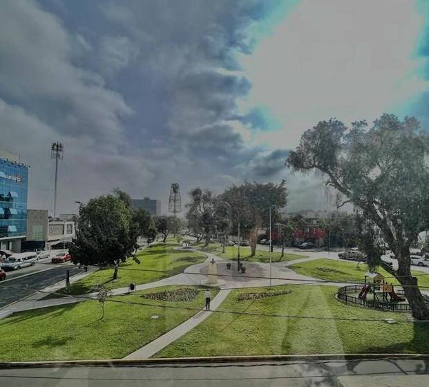 膳宿费 Residencia Monterrico