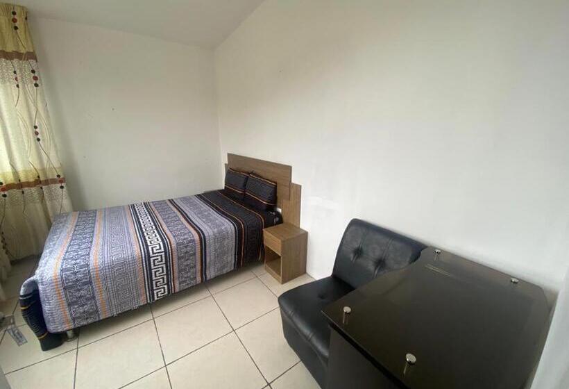 膳宿费 Residencia Monterrico