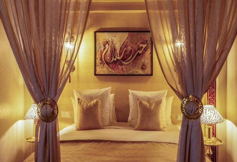 ペンション Riad Almisk