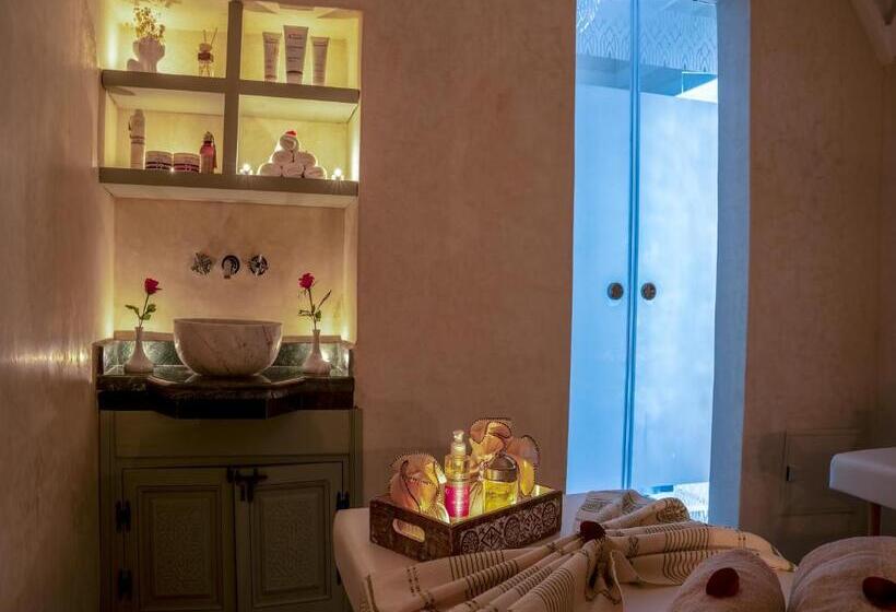 ペンション Riad Almisk