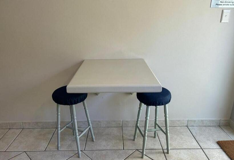 פנסיון Room In Apartment   Cozy Crner, Home Away From Home, Near From Pristine Beaches Num2