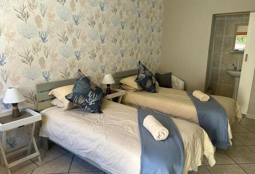 بنسيون Room In Apartment   Cozy Crner, Home Away From Home, Near Pristine Beaches Num01