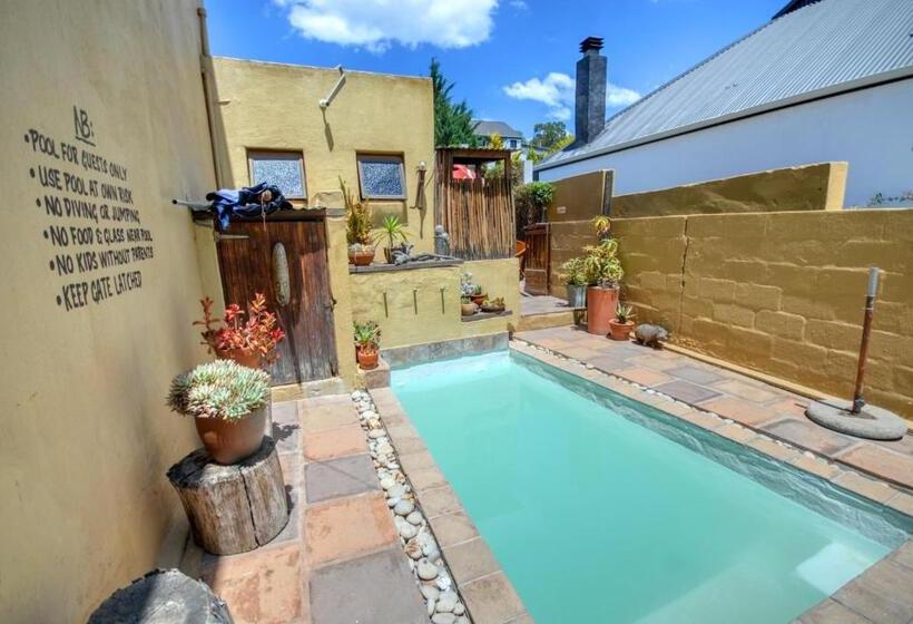 بنسيون Suntouched Inn