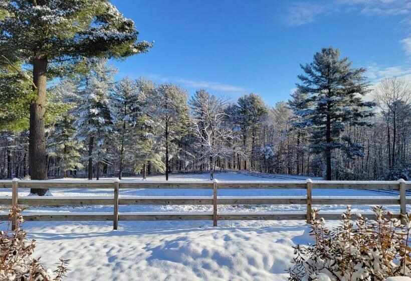 膳宿费 The Suite At Liberty Woods