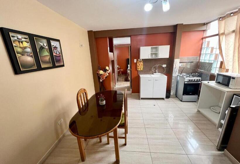 ペンション Trujillo Guesthouse