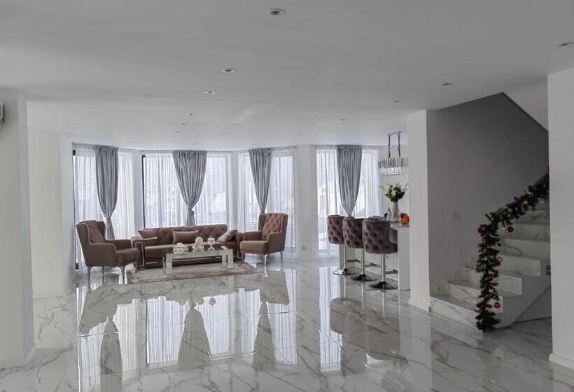 بنسيون Vila White