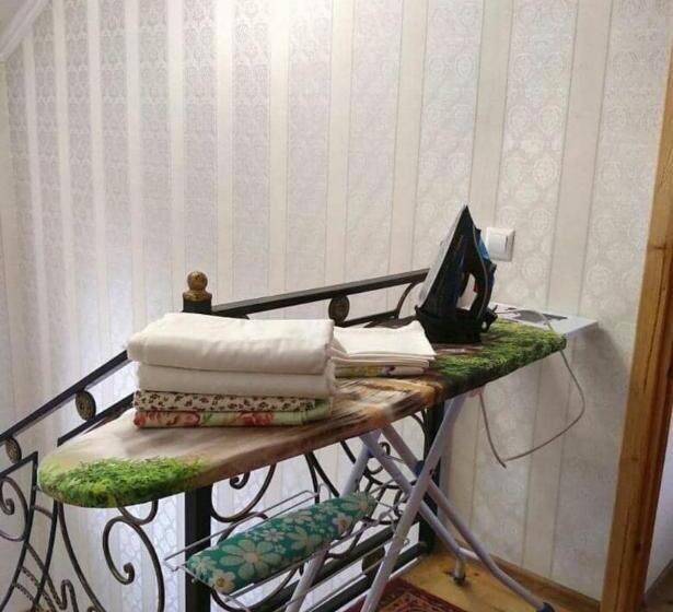 پانسیون Vip Hostel гульчо