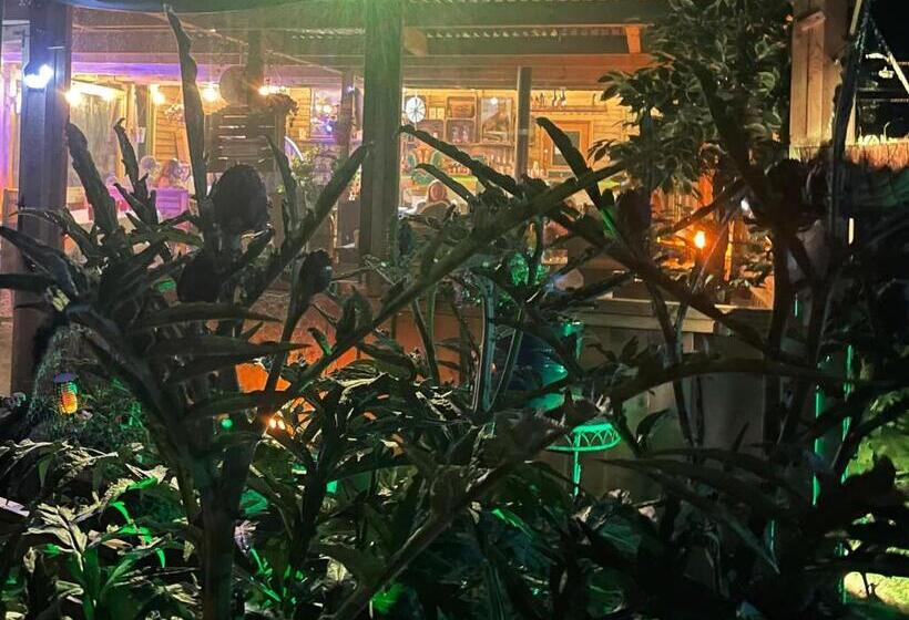 بنسيون Willow Hill Farm Club