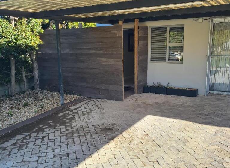 بنسيون Winston Cottage