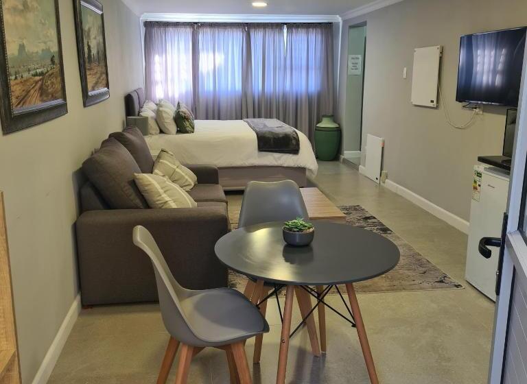 بنسيون Winston Cottage