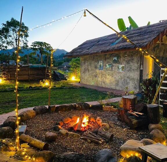 리조트 Panakluea Cottage & Crafts   พนาเกลือ