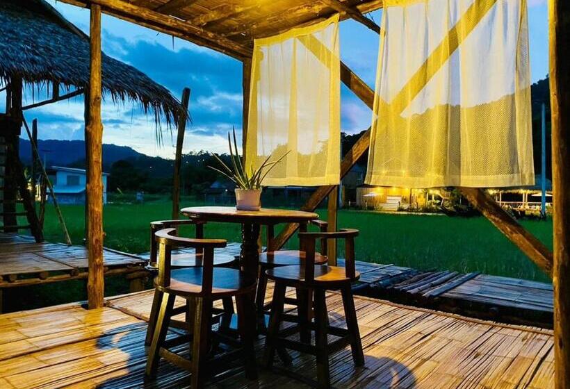 리조트 Panakluea Cottage & Crafts   พนาเกลือ