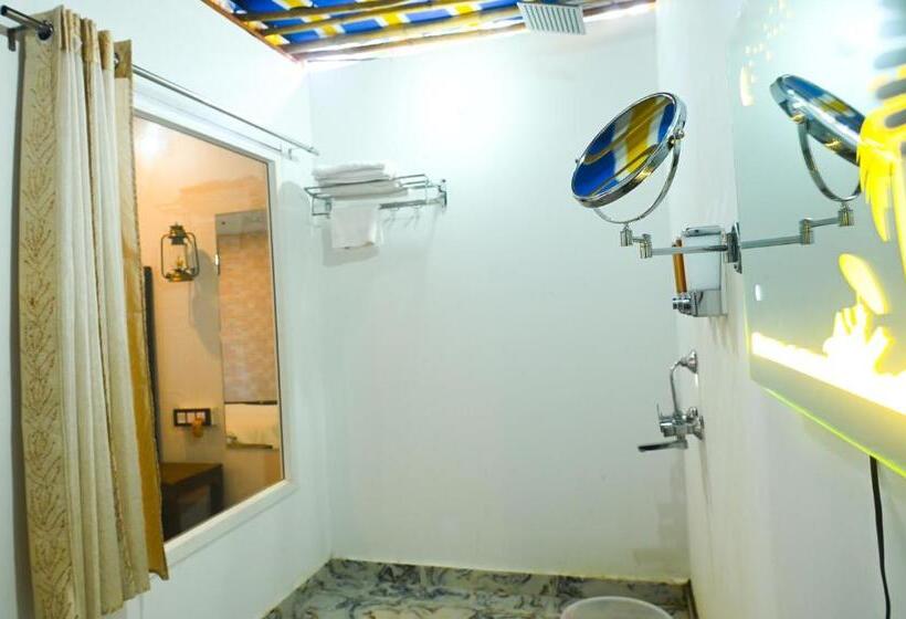 אתר נופש Sunbath Beach Exotica