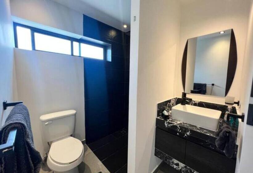 San Rafa  Home Office Suites