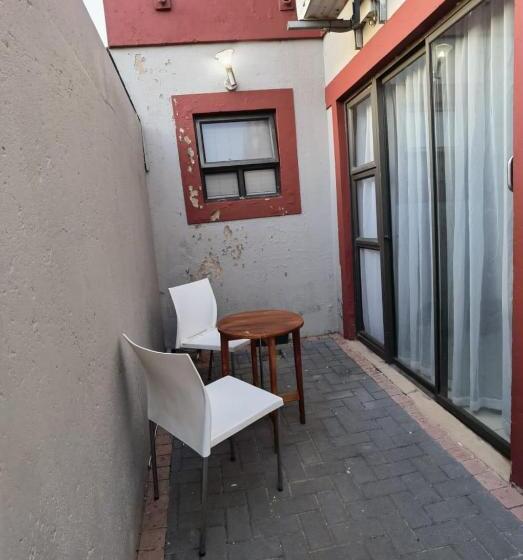 Shazz Bed & Breakfast