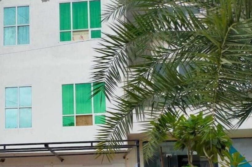 酒店 Spot On 810140  Deep Palace Bawal Road Rewari