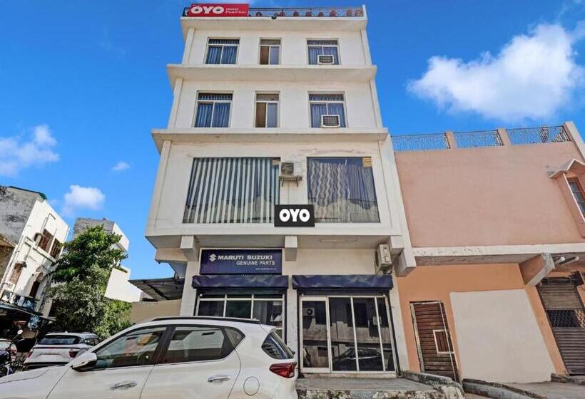 Spot On 81139 Hotel Pearl Inn