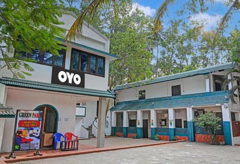 Super Oyo Flagship Hotel Green Park