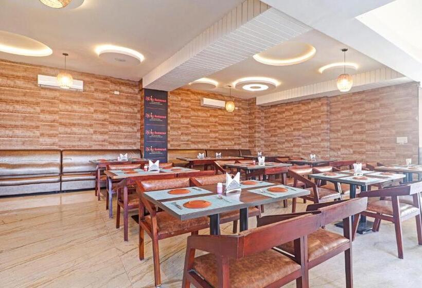 Townhouse Oak Hotel Rhythm