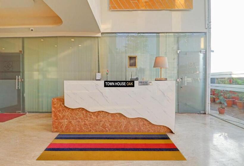 Townhouse Oak Hotel Rhythm