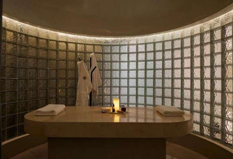 호텔 Wellcomm Spa &